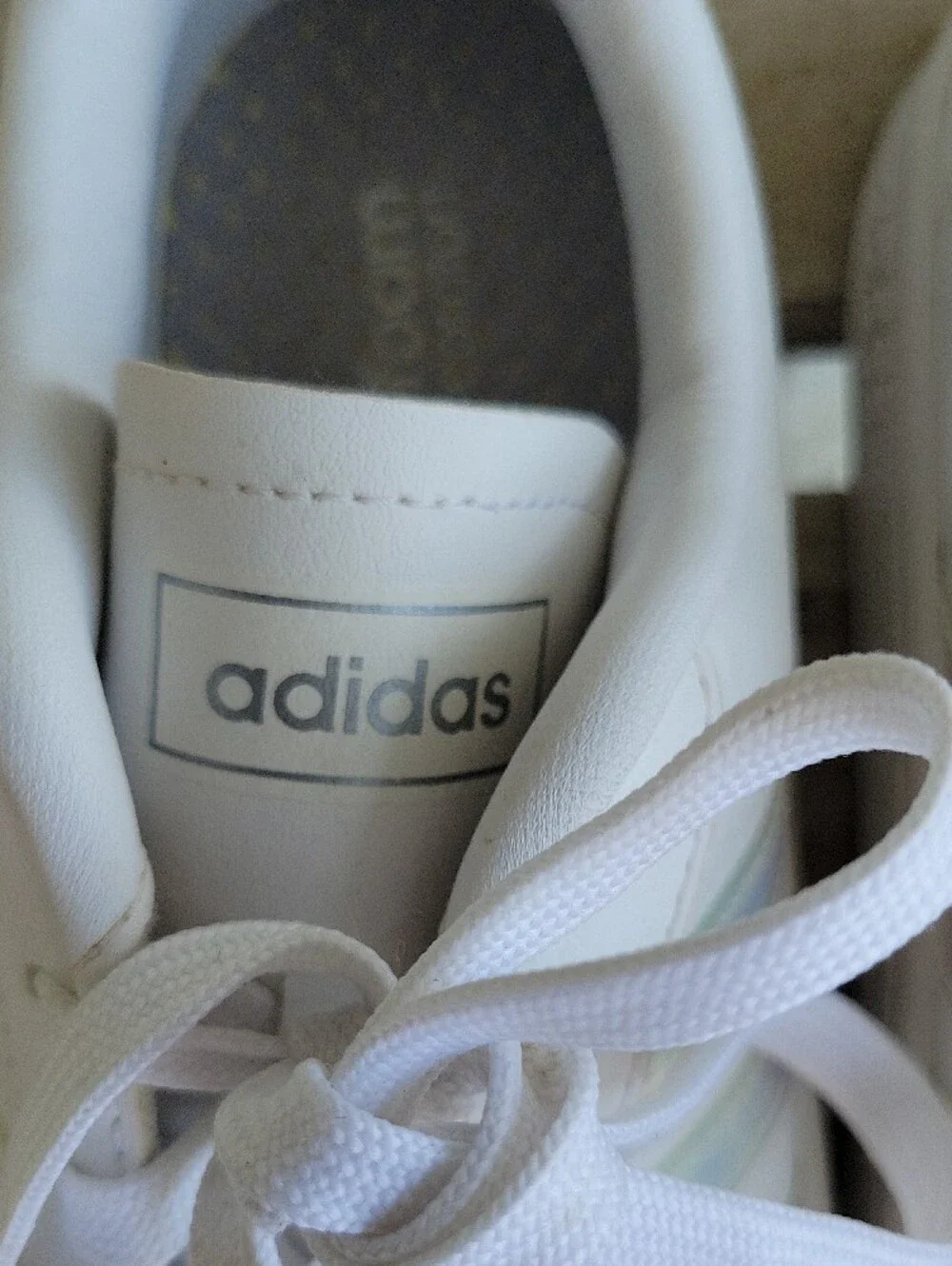 adidas  Cloud Foam White Women’s Sneakers with Iridescent Stripe Accents